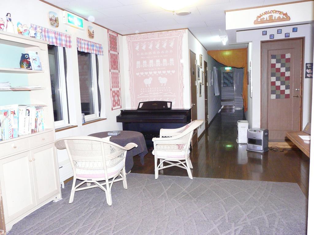 雷沙别墅酒店 中富良野町 外观 照片